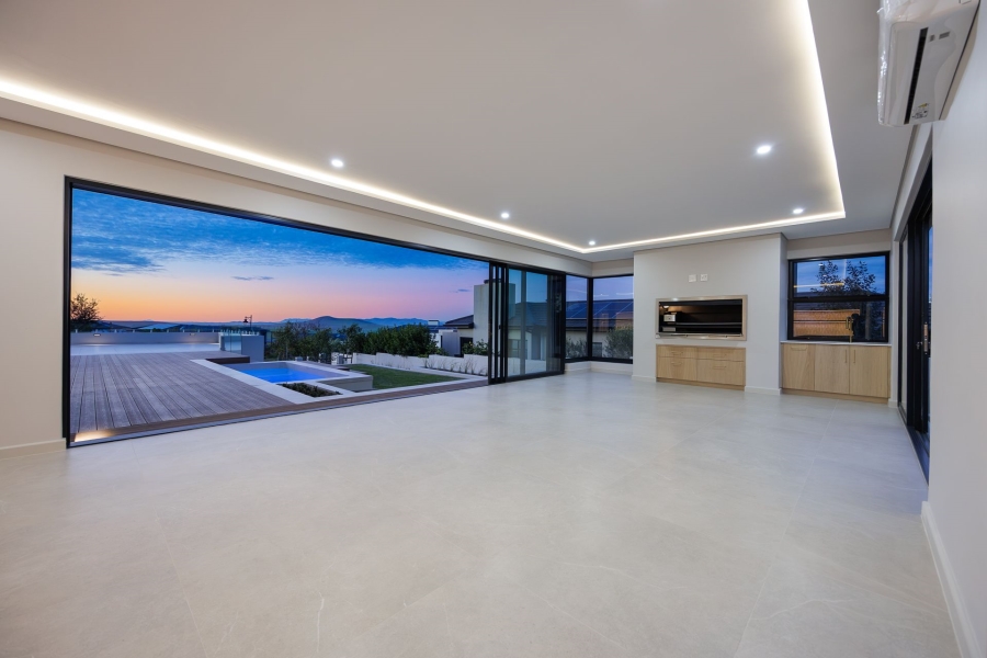 5 Bedroom Property for Sale in Clara Anna Fontein Western Cape